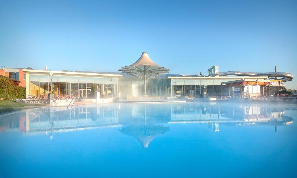 Therme Laa - Hotel&Silent Spa Laa an der Thaya Buitenkant foto