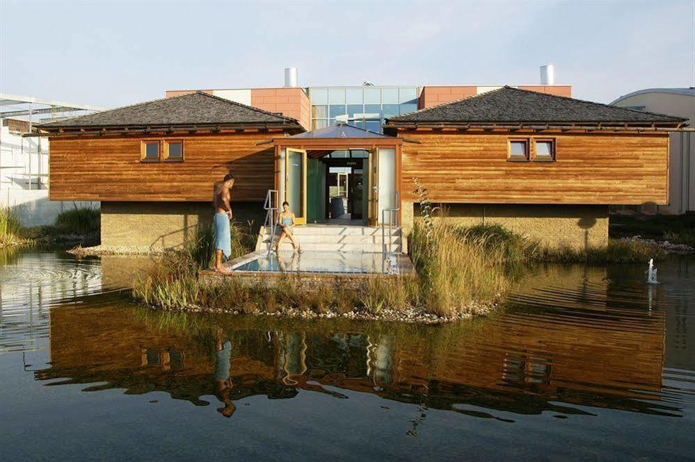 Therme Laa - Hotel&Silent Spa Laa an der Thaya Buitenkant foto