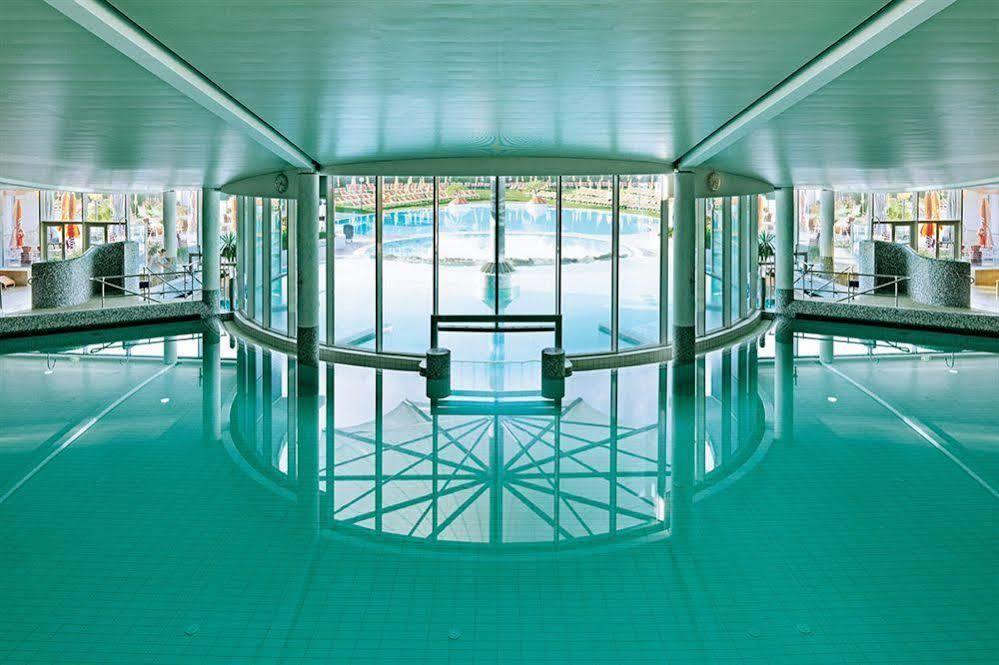Therme Laa - Hotel&Silent Spa Laa an der Thaya Buitenkant foto