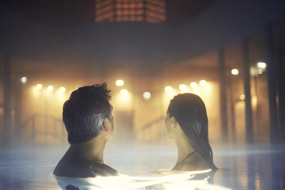 Therme Laa - Hotel&Silent Spa Laa an der Thaya Buitenkant foto